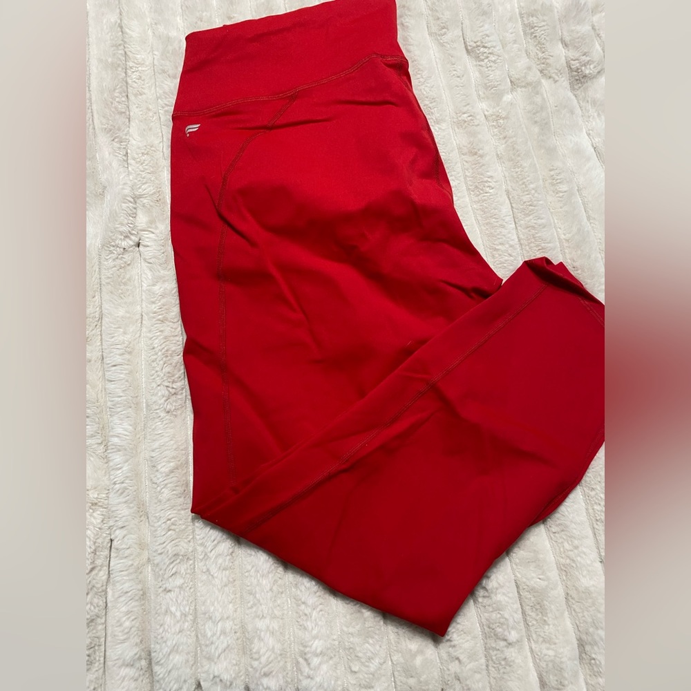 Red Fabletics Powerhold Leggings